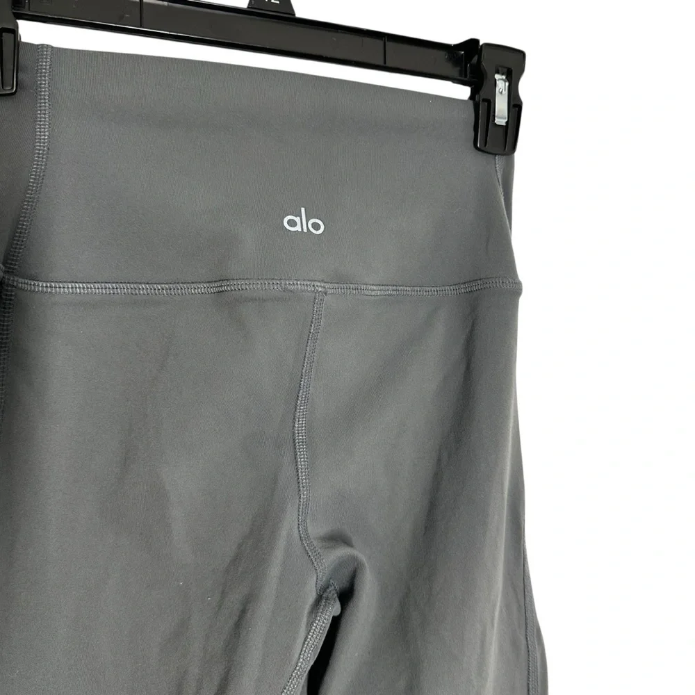 ALO Yoga brand alo